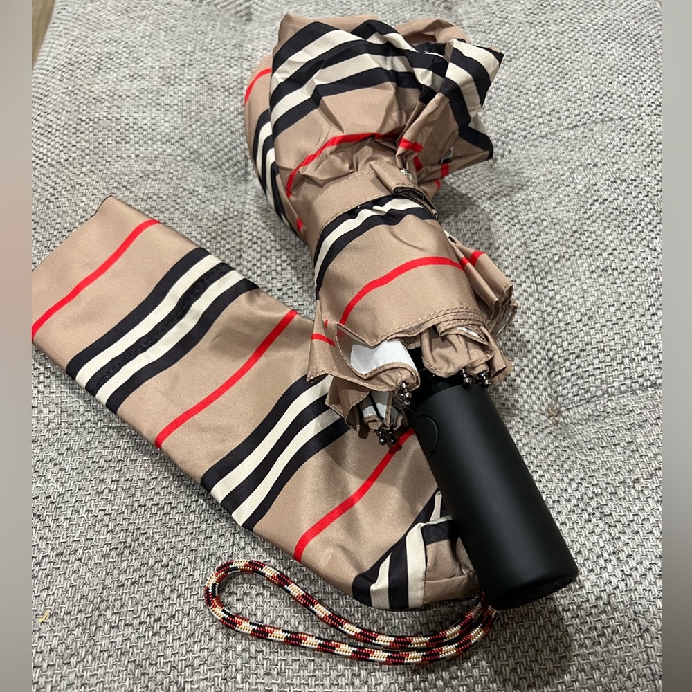 Burberry Logo Print Folding Umbrella